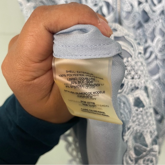 Alice + Olivia Clover Laced Mini Dress Baby Blue Back Cutout Cocktail Size 4 - Picture 10 of 11